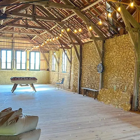 Dom wakacyjny Maison Puchouaou 8 Ou 12 Personnes Avec Piscine Privee Montesquiou